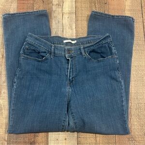 Levi’s Women’s Jeans 31 Classic Bootcut Mid Rise Blue Denim Stretch